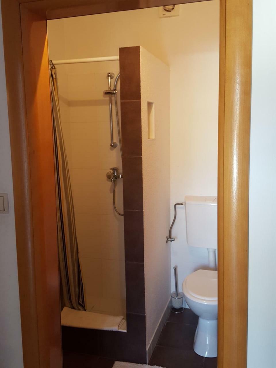 Apartmani Katja Omiš Extérieur photo